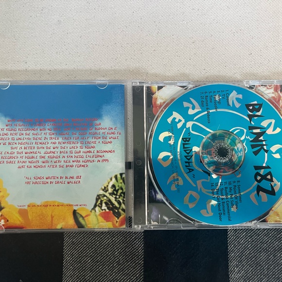 Blink 182 Buddha - Picture 2 of 5